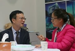 �����������£������߽���������΢������